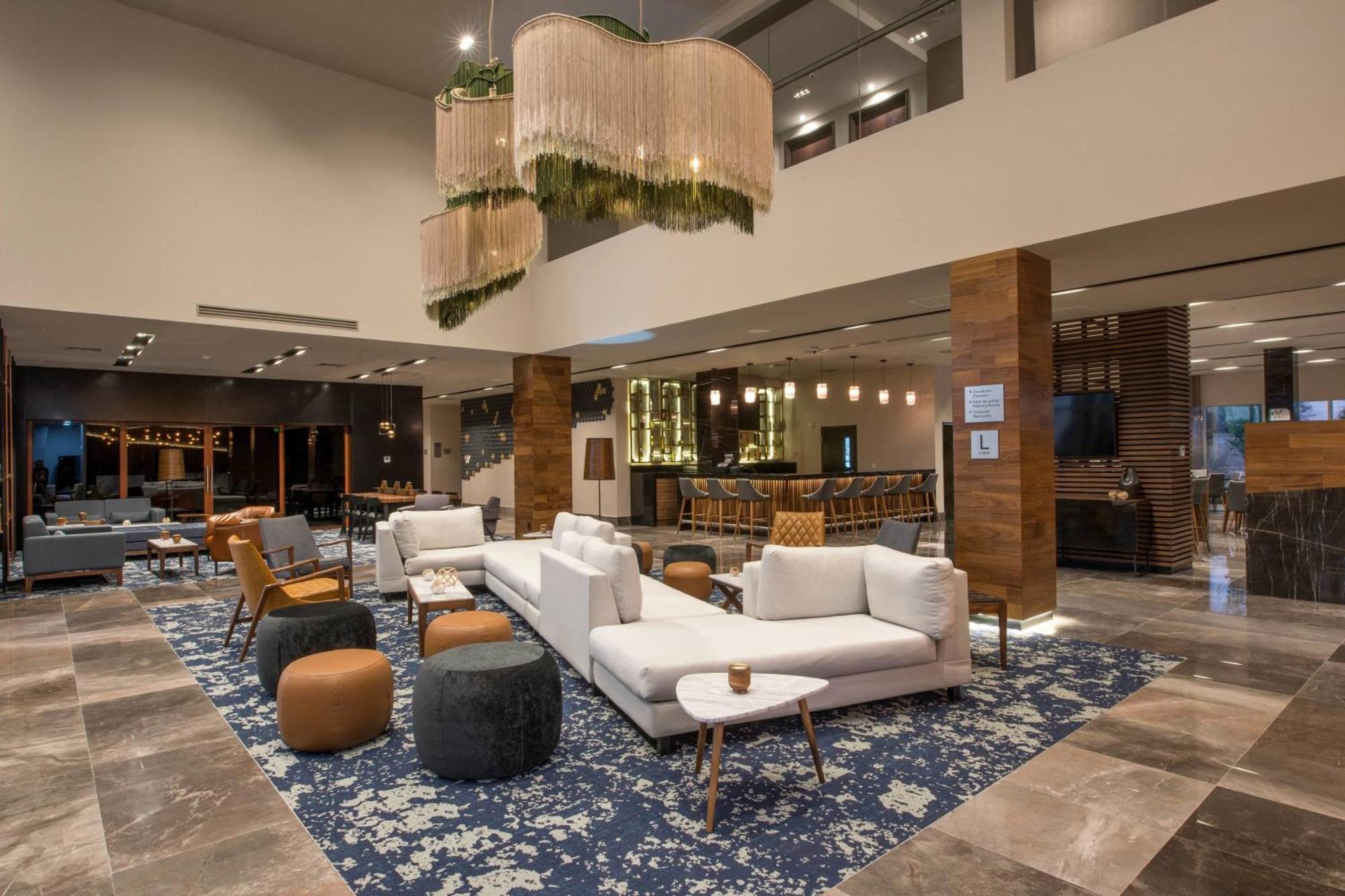 Courtyard By Marriott San Luis Potosi, Los Lagos San Luis Potosí Exterior foto
